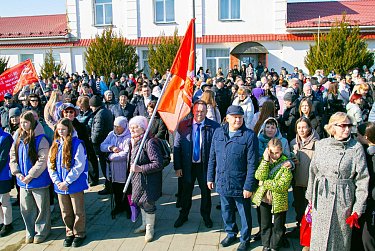 За воссоединение с Россией!